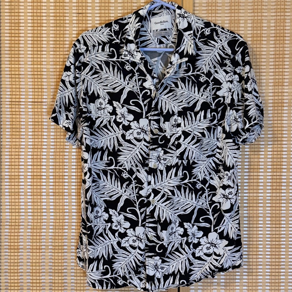 Goodfellow & Co Mens Medium Black White Tropical Floral‎ Rayon Button Down Shirt